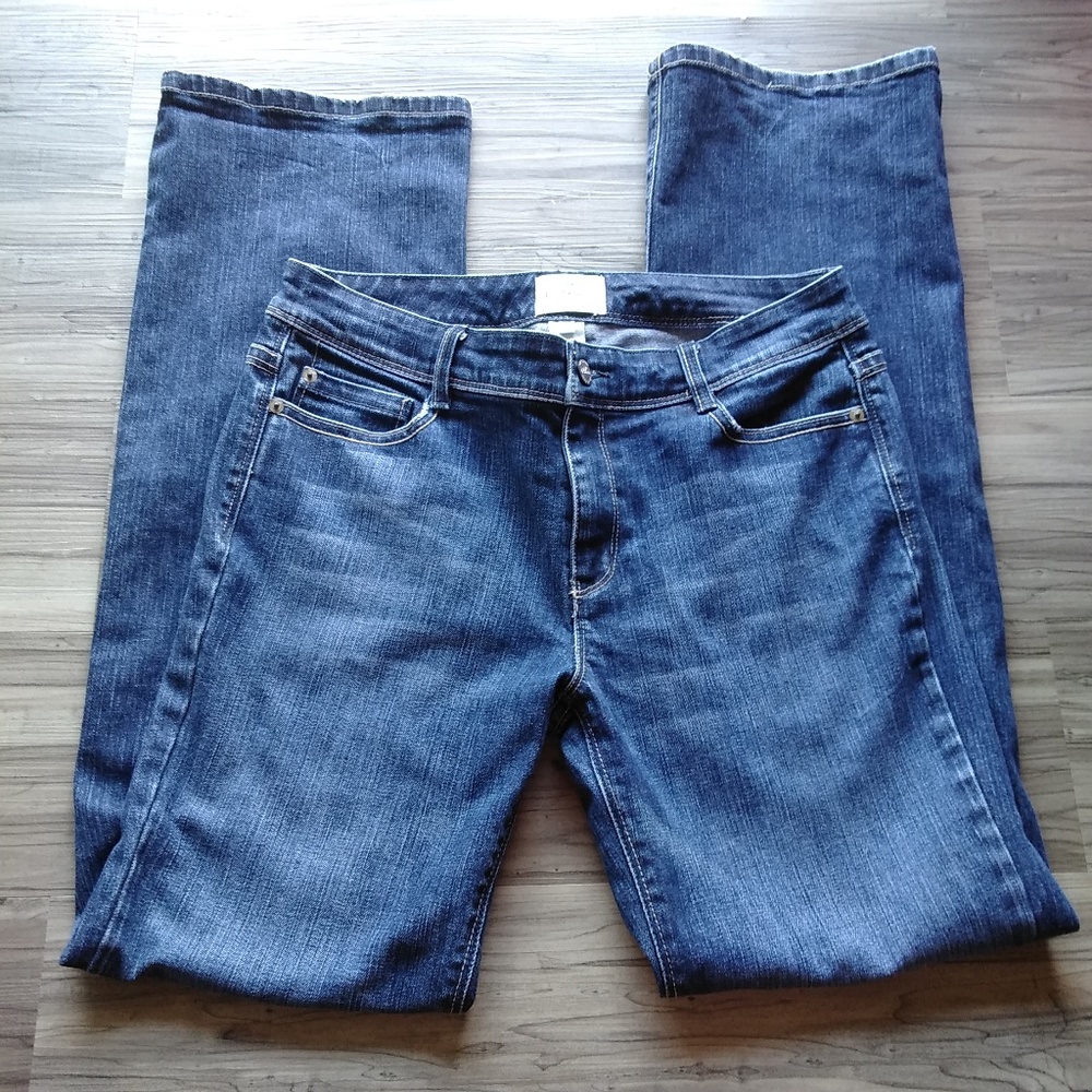White House Black Market Blanc Jeans sz 10R